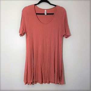 ⚡️3/$22 Lularoe | Perfect Tee Size M